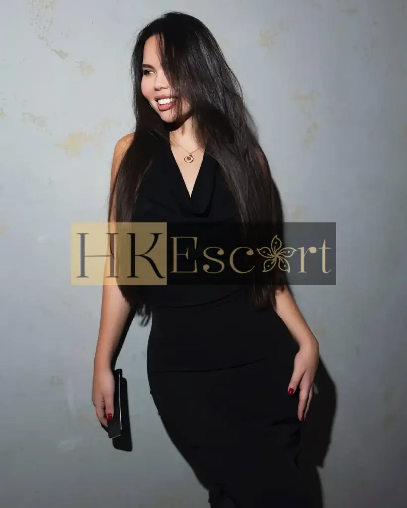 Adeline - Escort Hong Kong, bust 3, height 175 cm, weight 59 kg