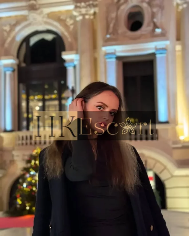 Riley, 20 years old, weight 56 kg, height 170 cm