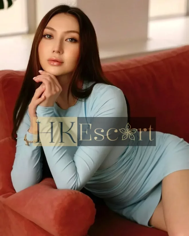 Caline, 21 years old, weight 50 kg, height 171 cm