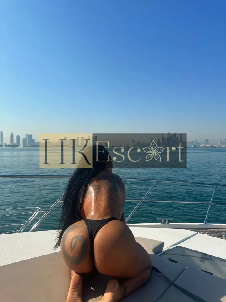 Ayarla - Escort Hong Kong, bust 3, height 163 cm, weight 66 kg