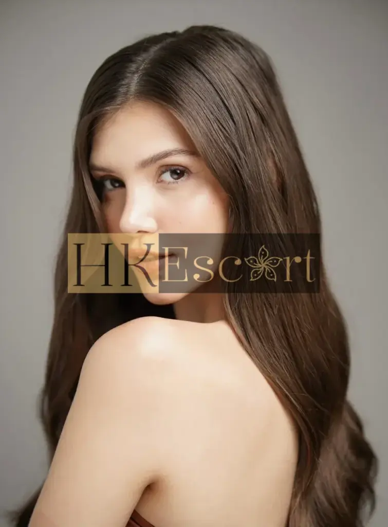 Lisa - Escort Hong Kong, bust 1, height 175 cm, weight 55 kg