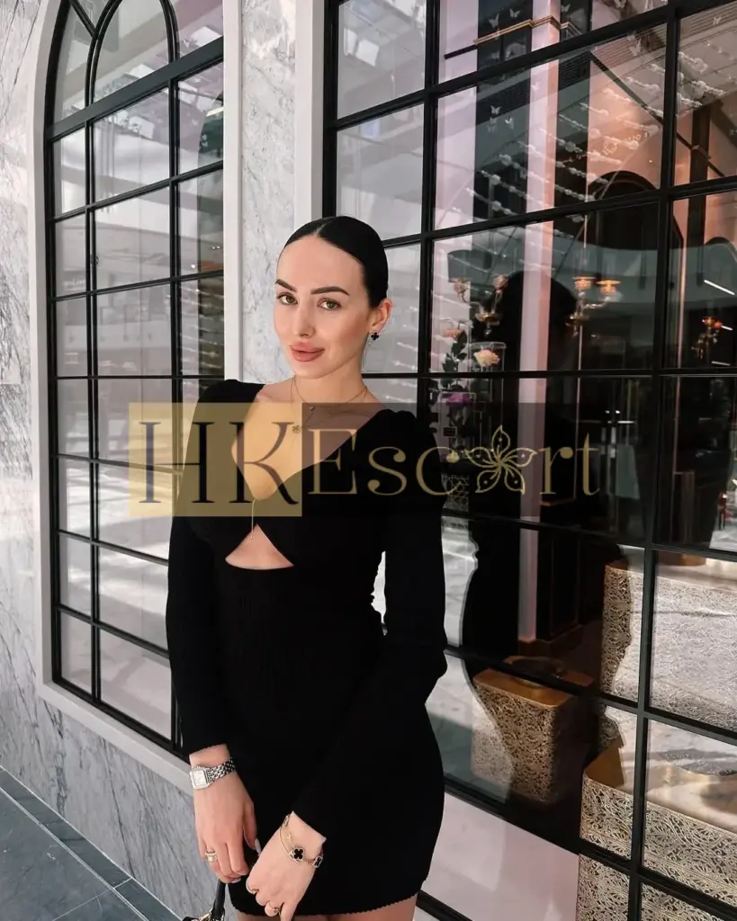 Juliette - Escort Hong Kong, bust 4, height 172 cm, weight 61 kg