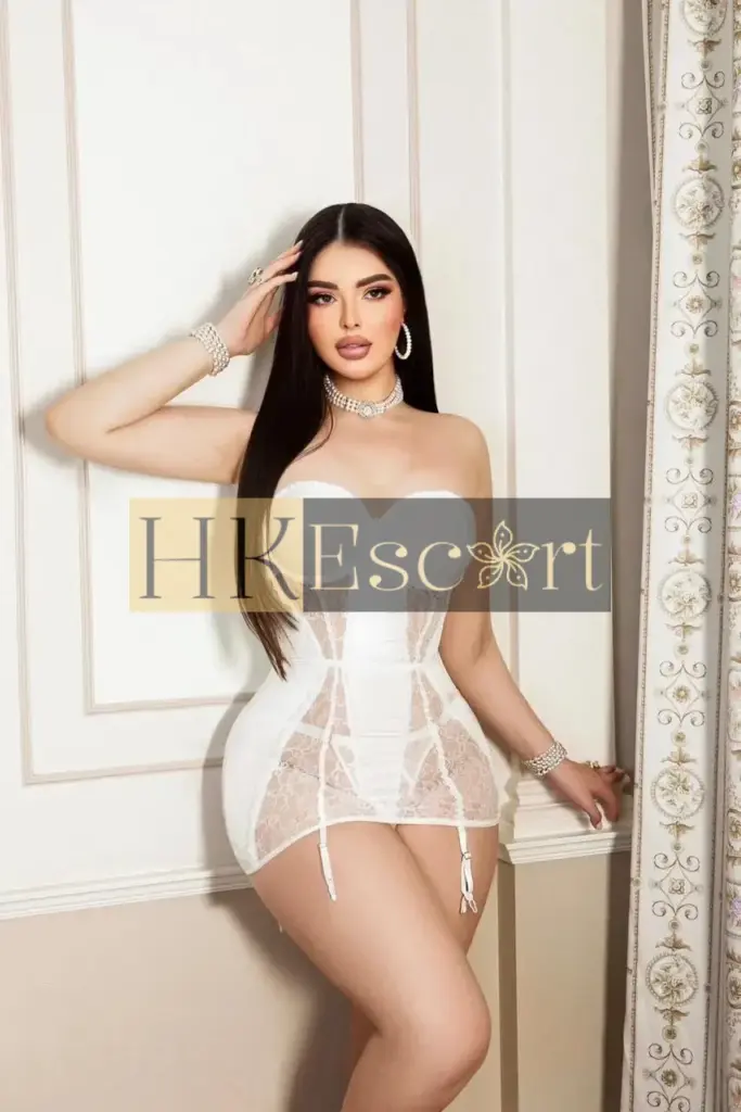 Samira - Escort Hong Kong, bust 3, height 177 cm, weight 68 kg