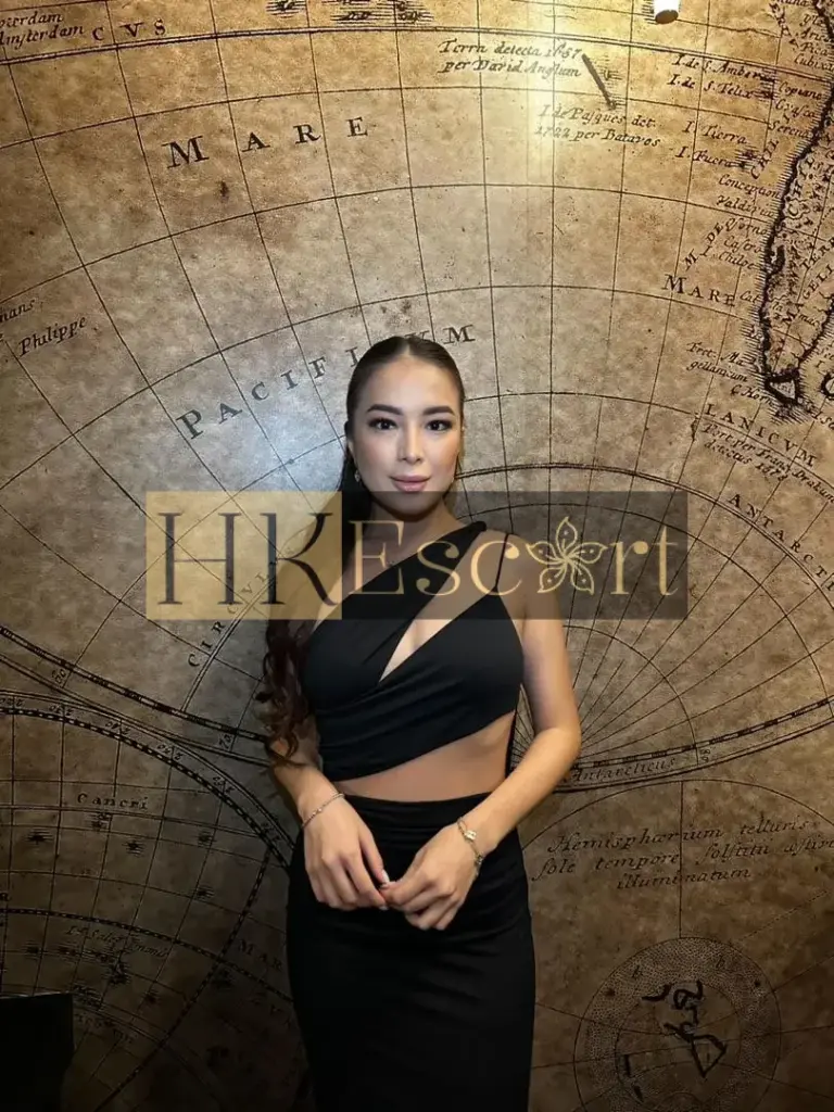 Nelly - Escort Hong Kong, bust 2, height 175 cm, weight 57 kg