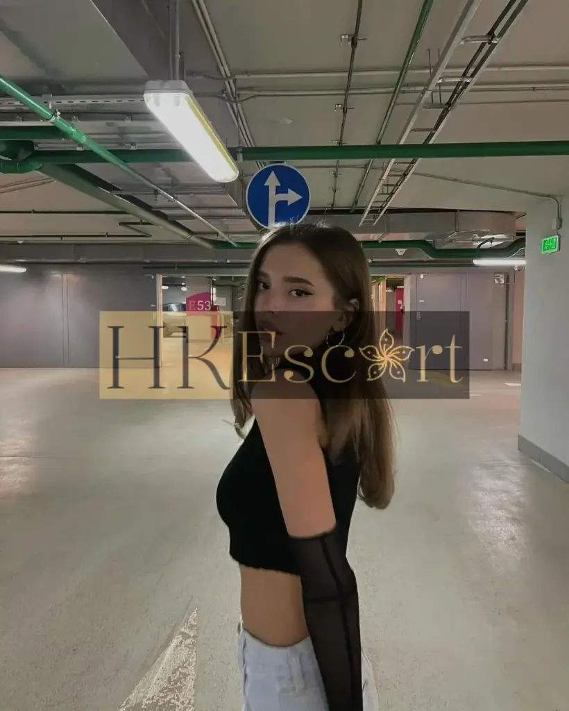Zelda - Escort Hong Kong, bust 4, height 168 cm, weight 56 kg