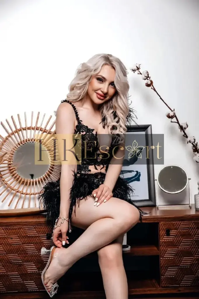 Alyona - Escort Hong Kong, bust 3, height 167 cm, weight 54 kg