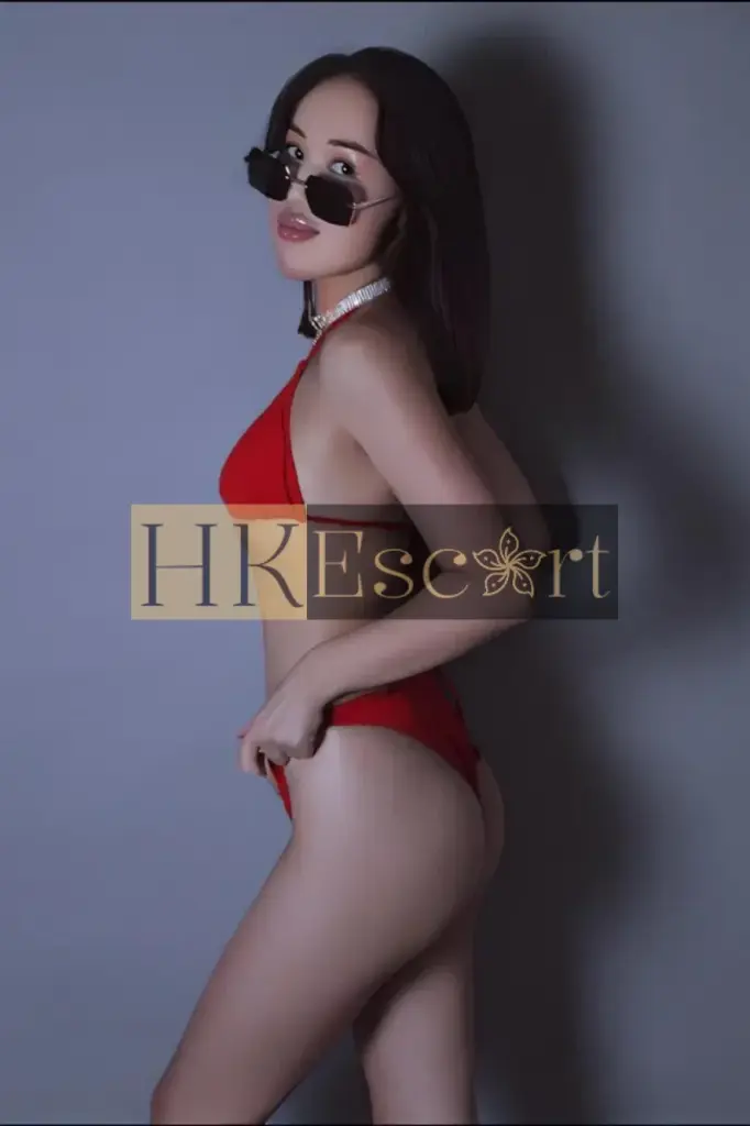 Giovanna - Escort Hong Kong, bust 1, height 170 cm, weight 55 kg
