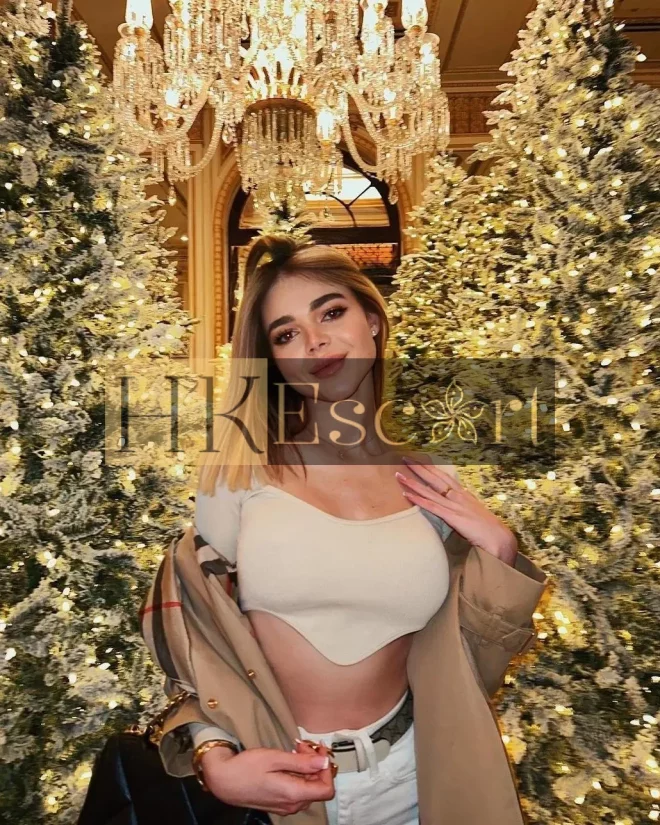 Cara, 19 years old, weight 57 kg, height 173 cm