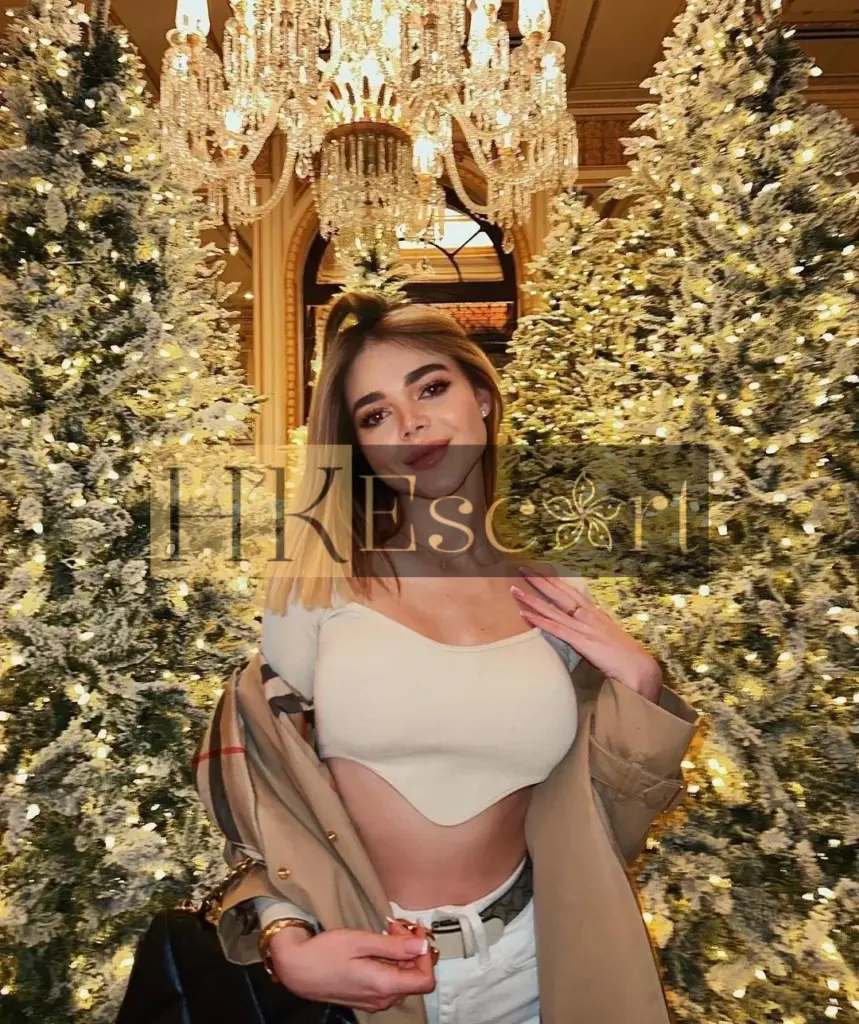 Cara - Escort Hong Kong, bust 3, height 173 cm, weight 57 kg