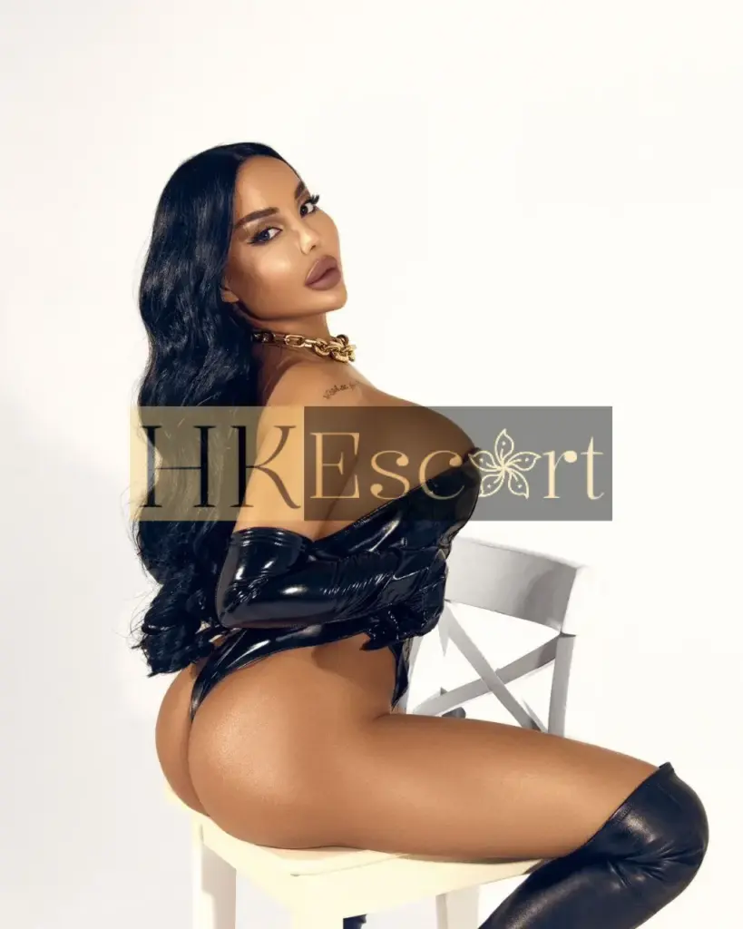 Amalia - Escort Hong Kong, bust 3, height 165 cm, weight 60 kg
