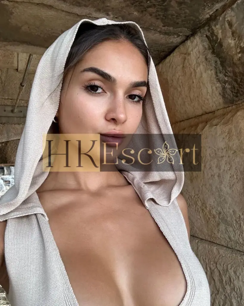 Sage - Escort Hong Kong, bust 2, height 174 cm, weight 53 kg