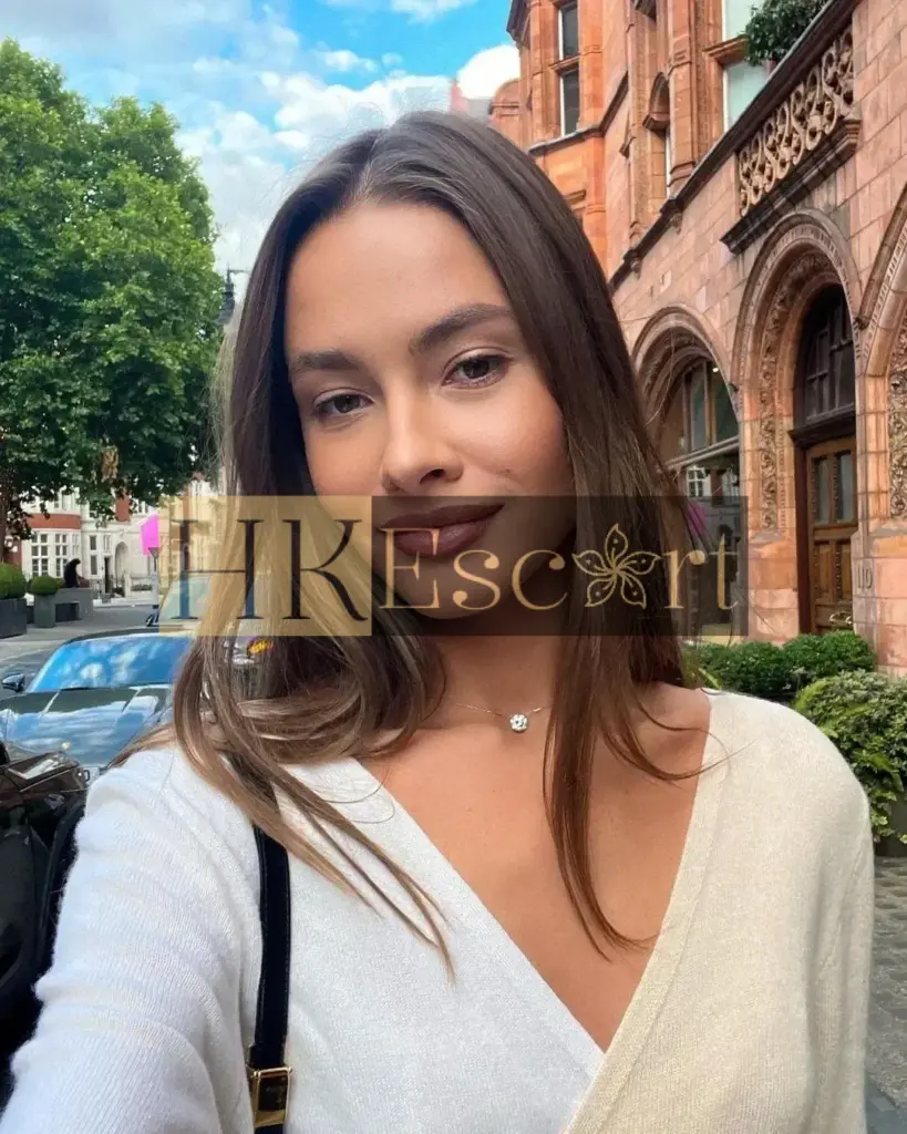 Flora - Escort Hong Kong, bust 1, height 174 cm, weight 56 kg