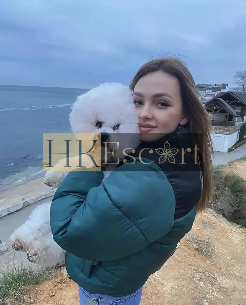 Charlotte - Escort Hong Kong, bust 2, height 169 cm, weight 56 kg