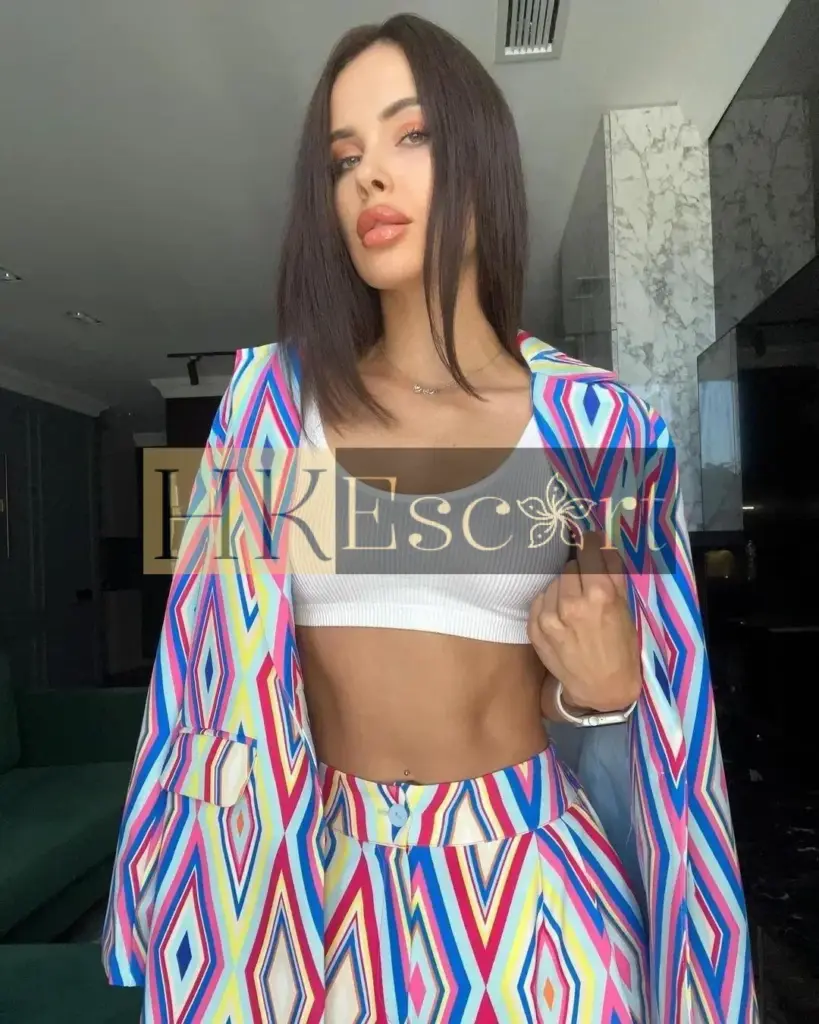 Yasmine - Escort Hong Kong, bust 2, height 174 cm, weight 55 kg