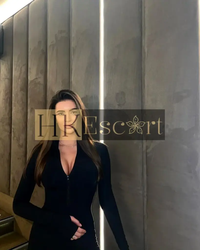 Margot - Escort Hong Kong, bust 3, height 178 cm, weight 59 kg
