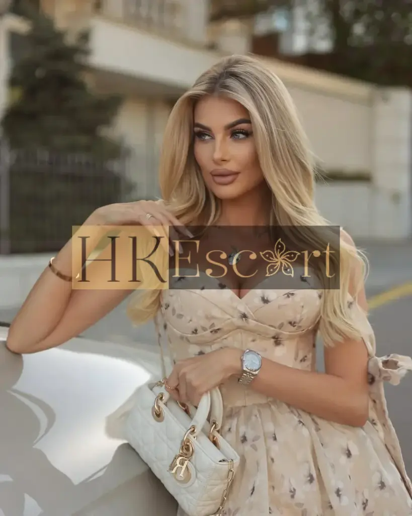 Grace - Escort Hong Kong, bust 3, height 174 cm, weight 63 kg