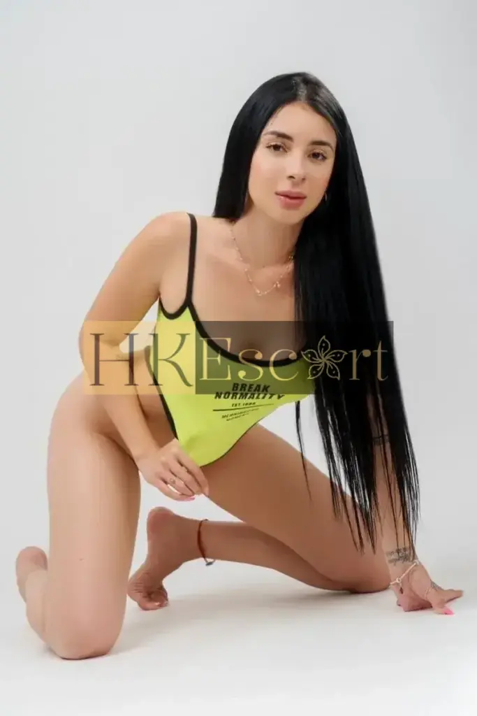 Julietta - Escort Hong Kong, bust 2, height 165 cm, weight 54 kg