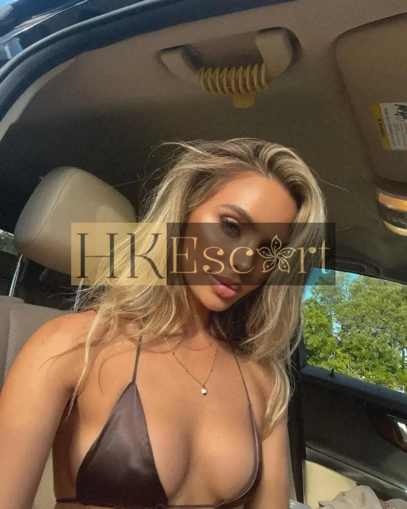 Juliette - Escort Hong Kong, bust 2, height 170 cm, weight 57 kg