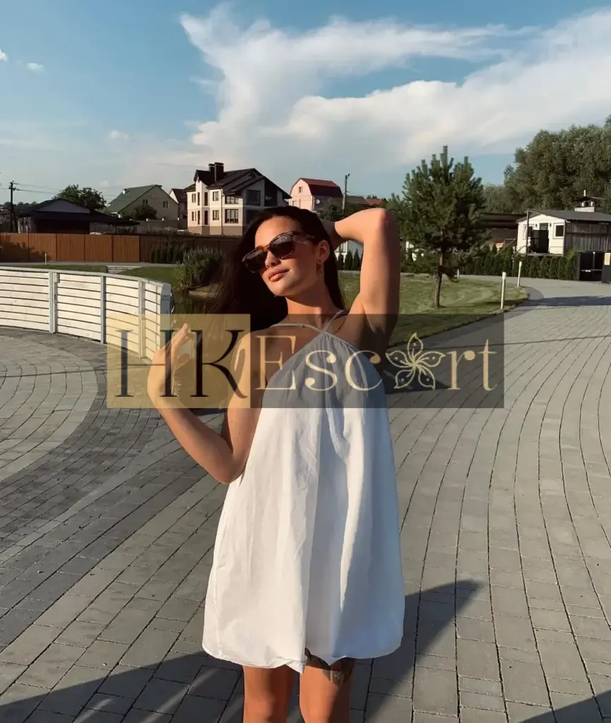 Serena - Escort Hong Kong, bust 1, height 173 cm, weight 58 kg