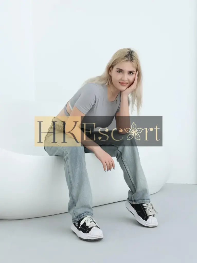 Martina - Escort Hong Kong, bust 2, height 173 cm, weight 57 kg