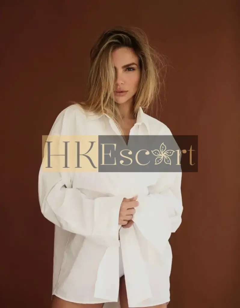 Zara - Escort Hong Kong, bust 2, height 172 cm, weight 56 kg