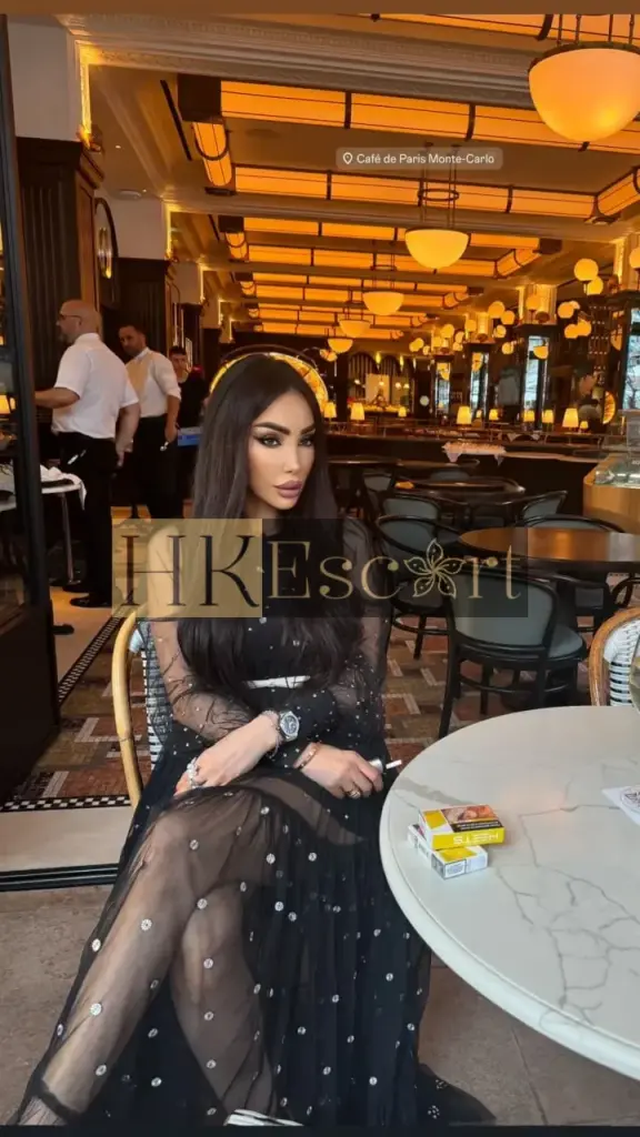 Sarah - Escort Hong Kong, bust 3, height 172 cm, weight 50 kg