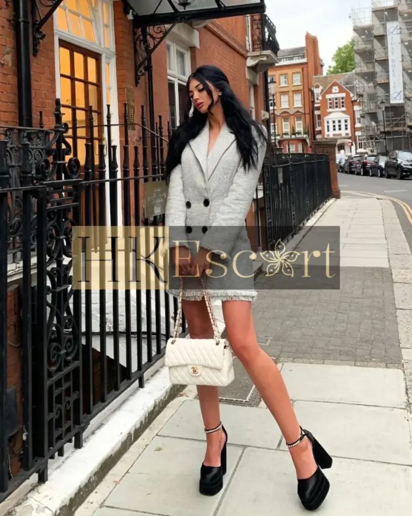 Autumn - Escort Hong Kong, bust 1, height 180 cm, weight 62 kg