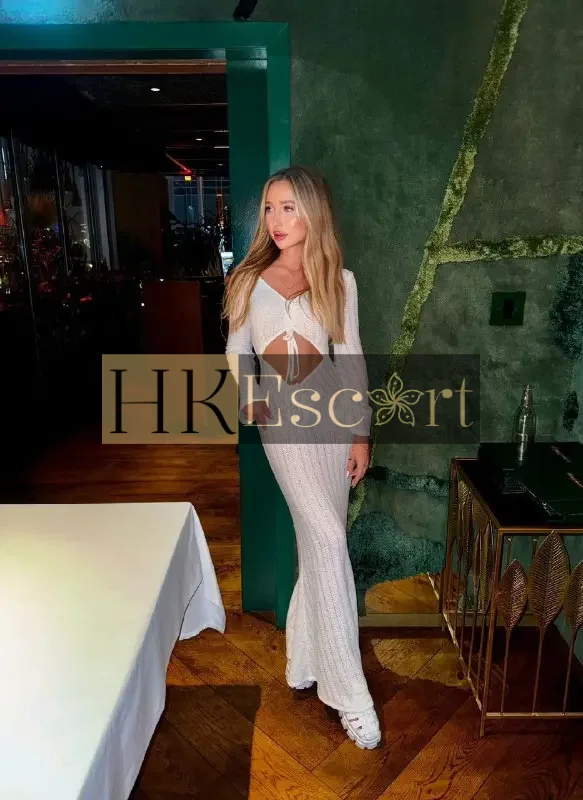 Alina - Escort Hong Kong, bust 3, height 170 cm, weight 50 kg