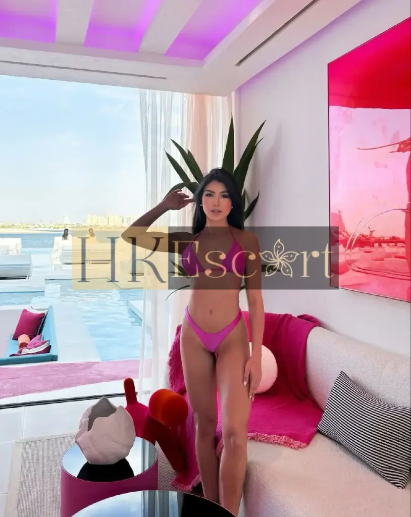 Amalia - Escort Hong Kong, bust 2, height 170 cm, weight 56 kg