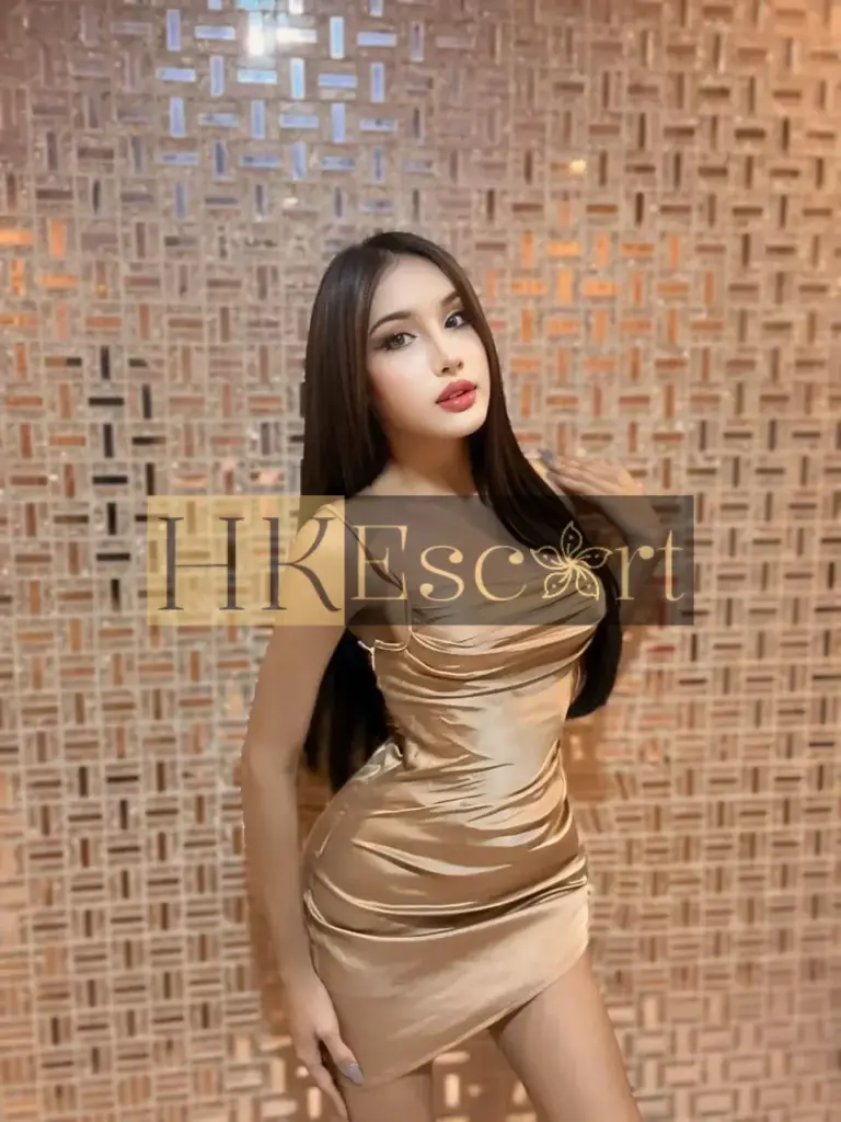 Elise - Escort Hong Kong, bust 2, height 167 cm, weight 54 kg