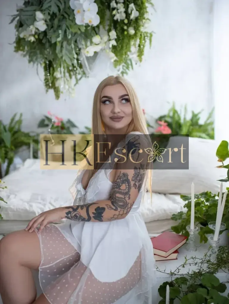 Nesty - Escort Hong Kong, bust 3, height 173 cm, weight 78 kg
