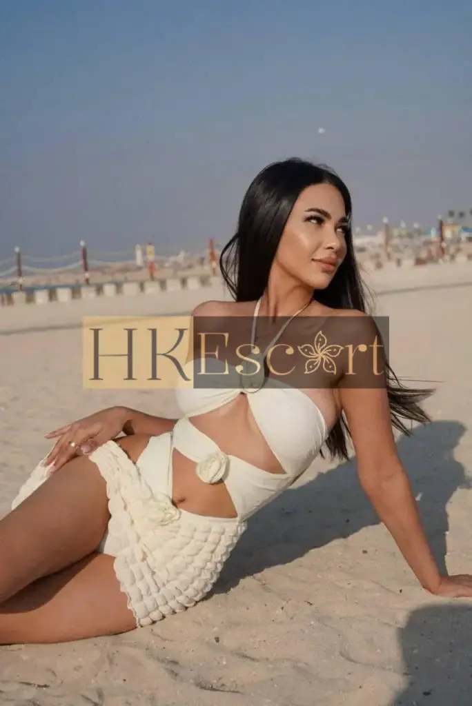Leila - Escort Hong Kong, bust 2, height 167 cm, weight 53 kg