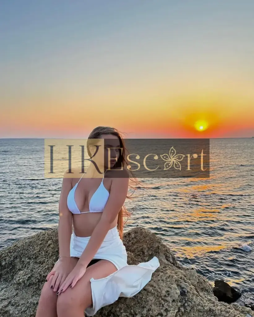 Noelle - Escort Hong Kong, bust 2, height 175 cm, weight 59 kg