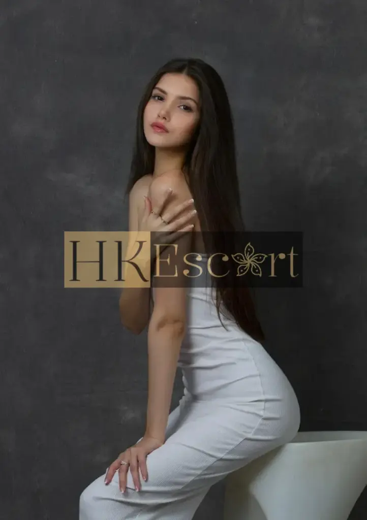 Lisa - Escort Hong Kong, bust 1, height 175 cm, weight 55 kg
