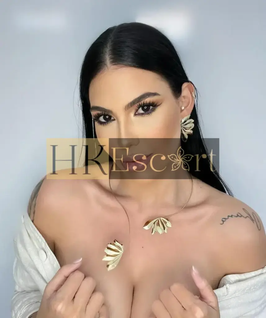 Gaby - Escort Hong Kong, bust 2, height 166 cm, weight 60 kg