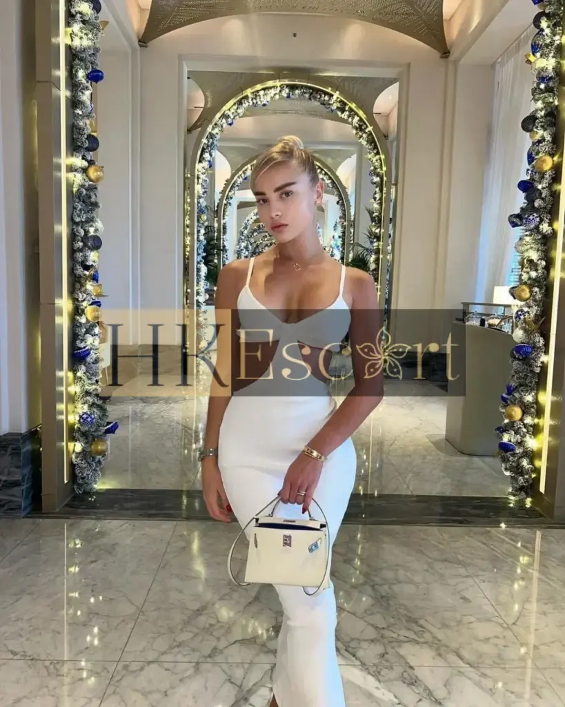Eden - Escort Hong Kong, bust 3, height 176 cm, weight 60 kg