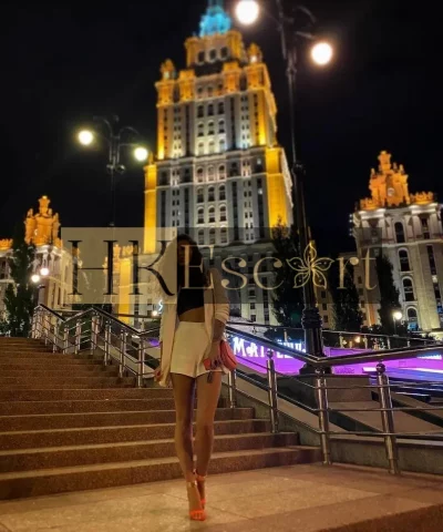Laura, 24 years old, weight 50 kg, height 169 cm