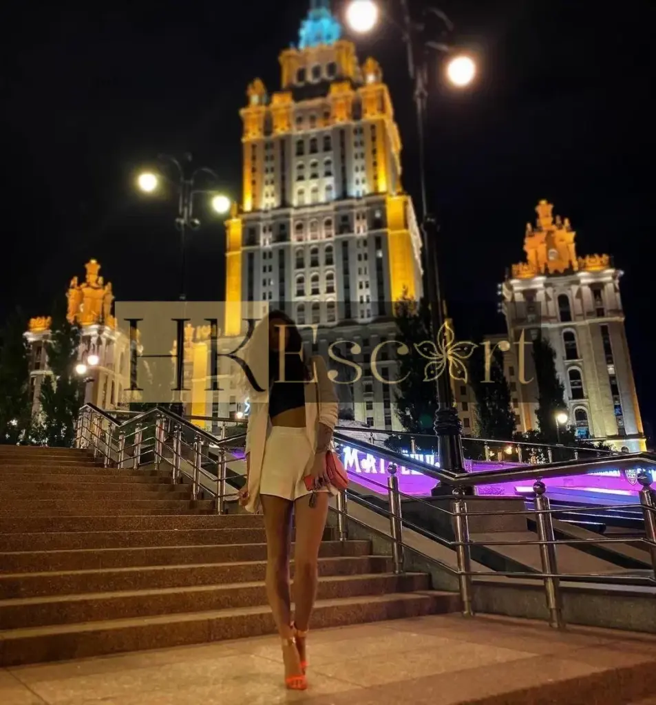 Laura - Escort Hong Kong, bust 1, height 169 cm, weight 50 kg