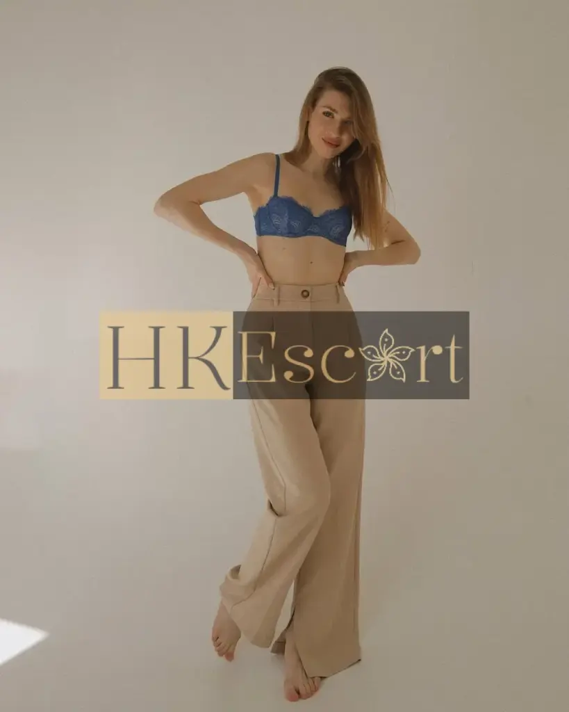 Alice - Escort Hong Kong, bust 1, height 176 cm, weight 59 kg