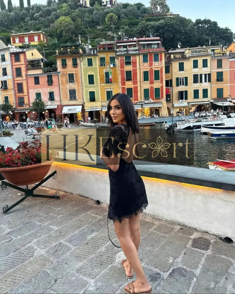 Piper - Escort Hong Kong, bust 2, height 178 cm, weight 62 kg