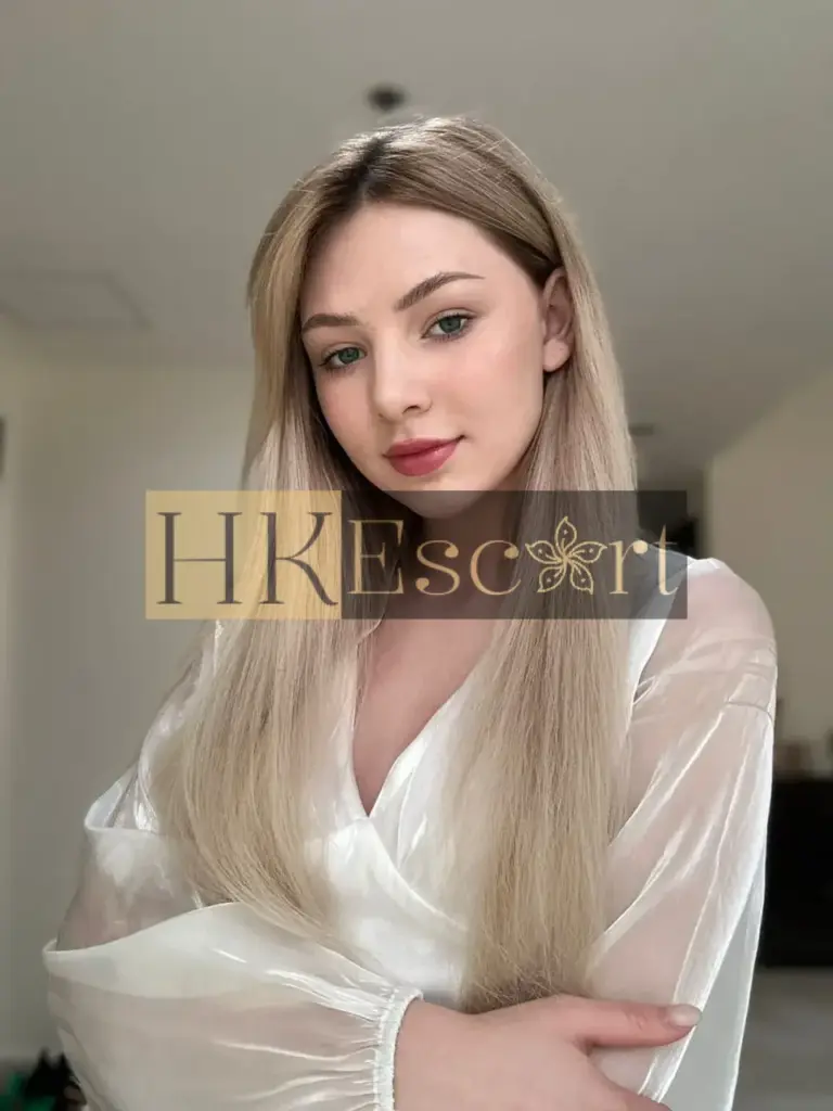 Luna - Escort Hong Kong, bust 1, height 167 cm, weight 52 kg