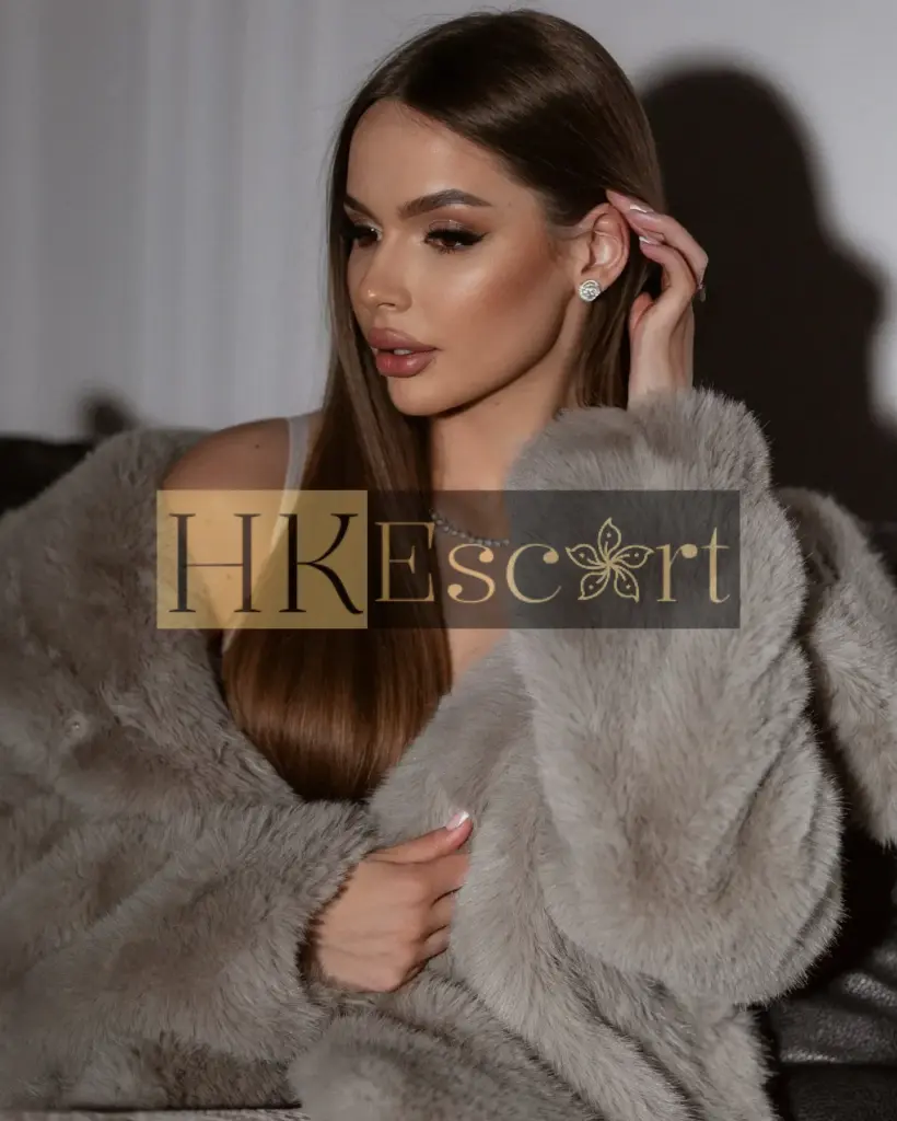 Aurora - Escort Hong Kong, bust 2, height 172 cm, weight 56 kg