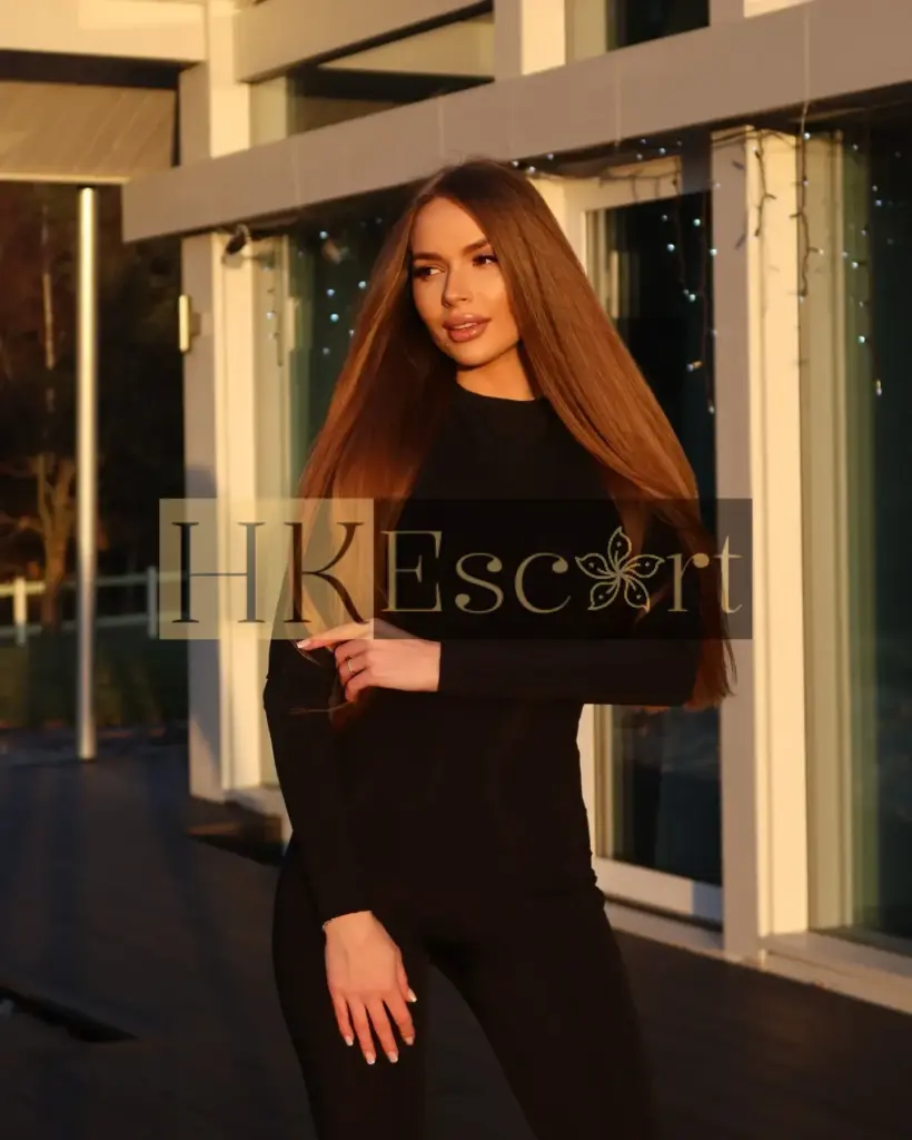 Aurora - Escort Hong Kong, bust 2, height 172 cm, weight 56 kg