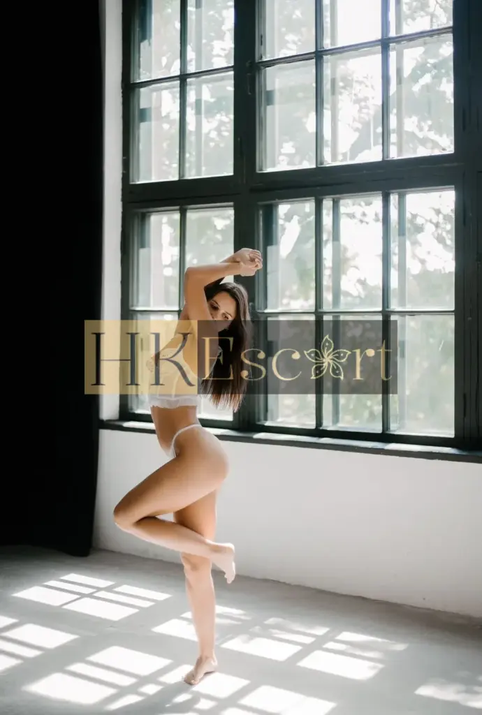 Lika - Escort Hong Kong, bust 2, height 164 cm, weight 50 kg