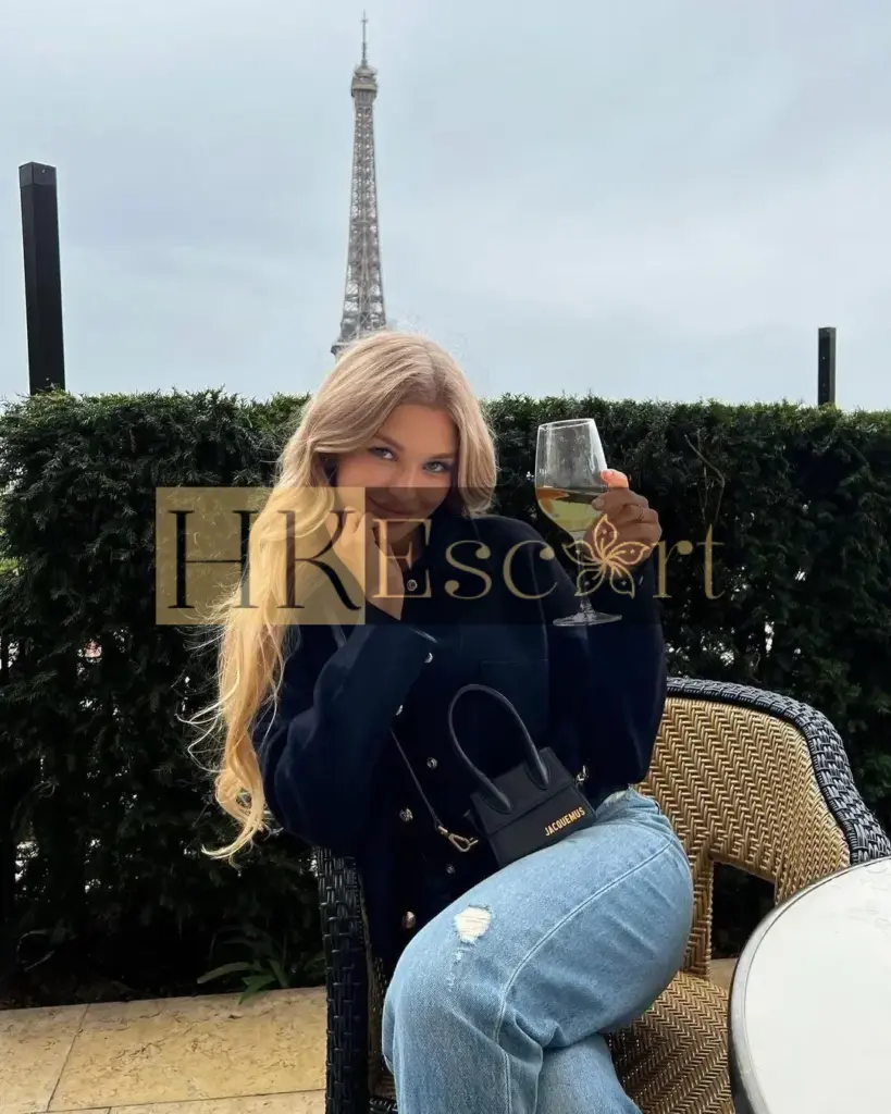 Georgia - Escort Hong Kong, bust 2, height 169 cm, weight 56 kg