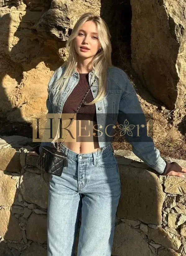 Kate - Escort Hong Kong, bust 1, height 175 cm, weight 56 kg