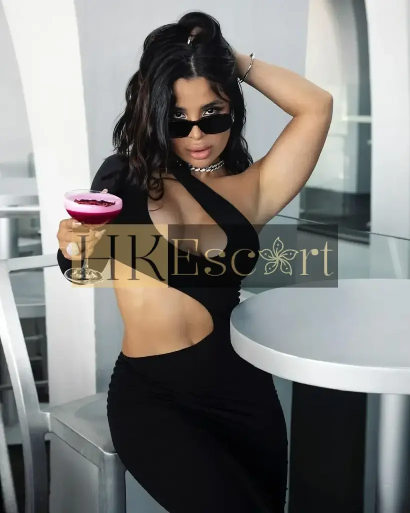 Emmy - Escort Hong Kong, bust 3, height 165 cm, weight 50 kg