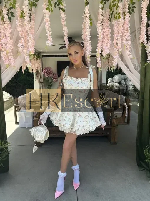 Eliana - Escort Hong Kong, bust 3, height 175 cm, weight 60 kg