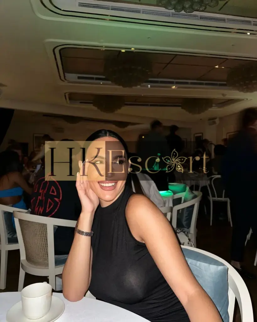 Emmi - Escort Hong Kong, bust 3, height 167 cm, weight 65 kg
