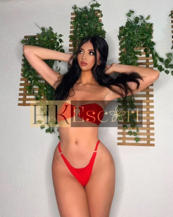 Autumn, 21 years old, weight 62 kg, height 180 cm